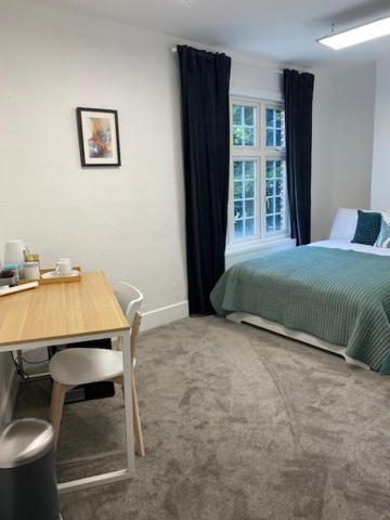 לונדון Guest Rooms In Camden Town מראה חיצוני תמונה